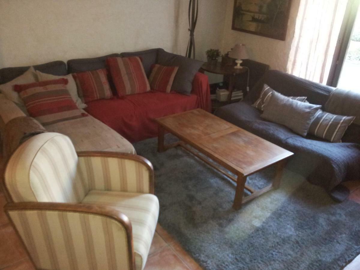 Chambres De Charme Chez L'Habitant 벨라그 외부 사진